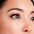 Cosmetología, uñas o pestañas: elige tu carrera ideal